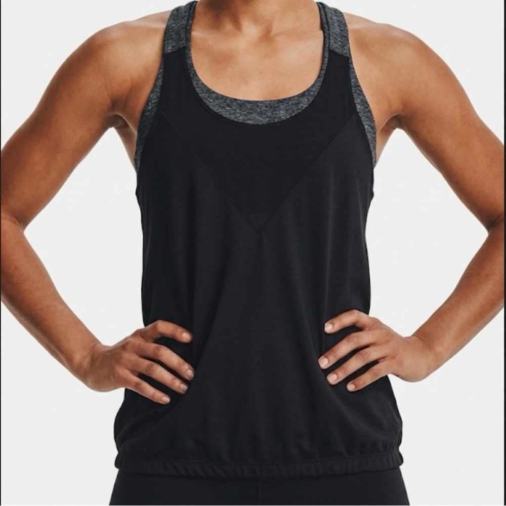Under Armour Athleisure Gray Black Built In Bra Racerback Tank Top Small Small